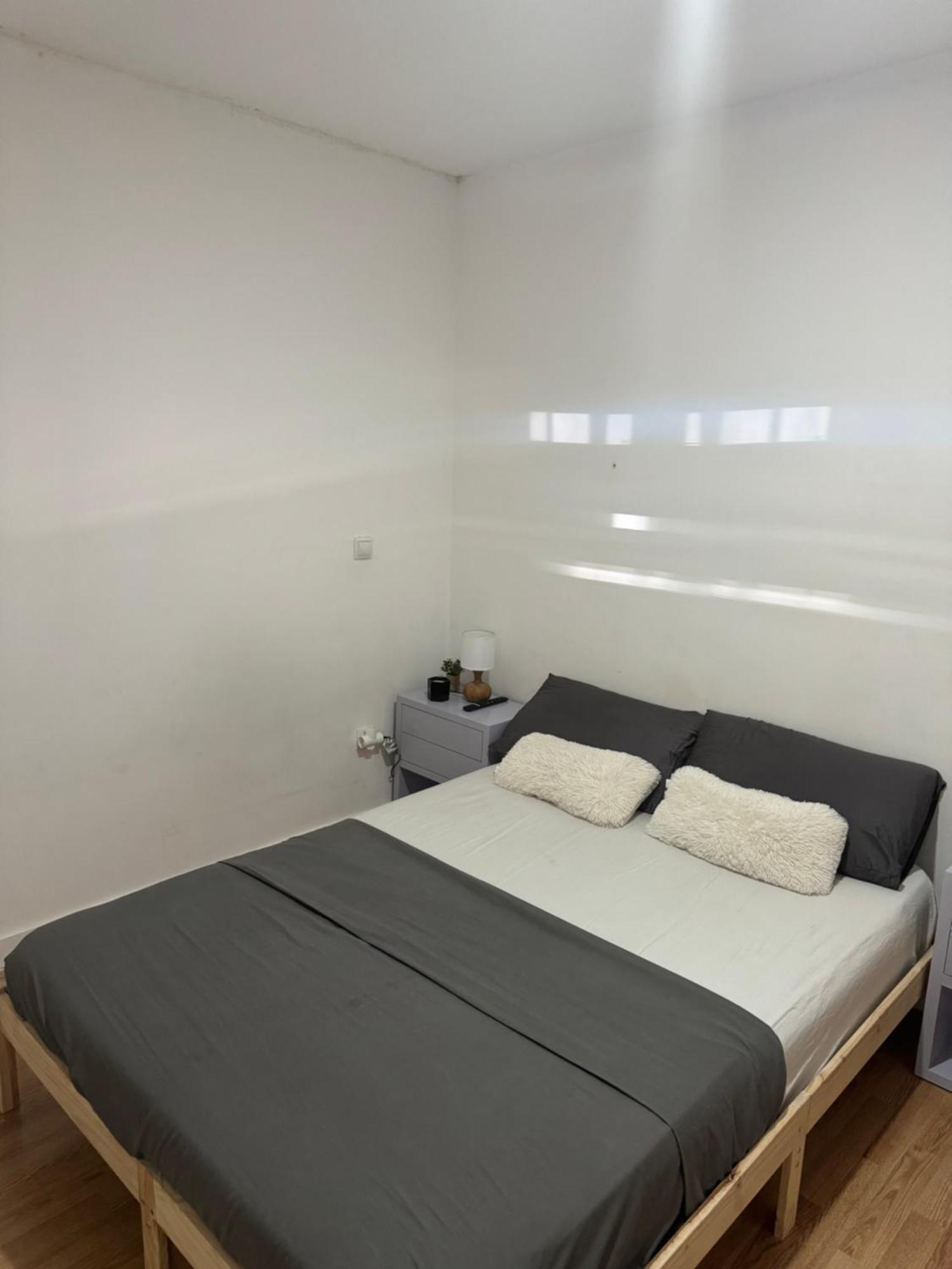 מלון מדריד Habitacion Con Bano Compartido מראה חיצוני תמונה